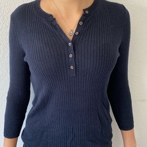 Quarter sleeve gap shirt